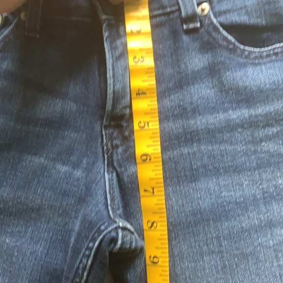 Levi’s Curvy cut 528 Jeans - Picture 7 of 11